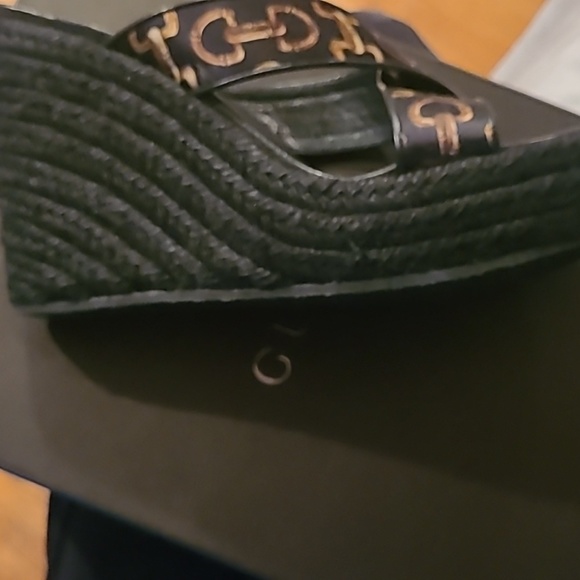 Authentic Gucci shoes - Picture 11 of 11